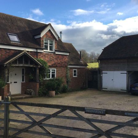 Field Cottage B&B Haywards Heath Esterno foto