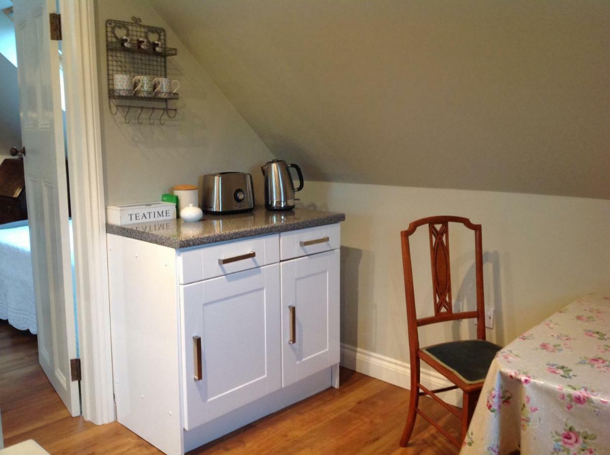 Field Cottage B&B Haywards Heath Esterno foto